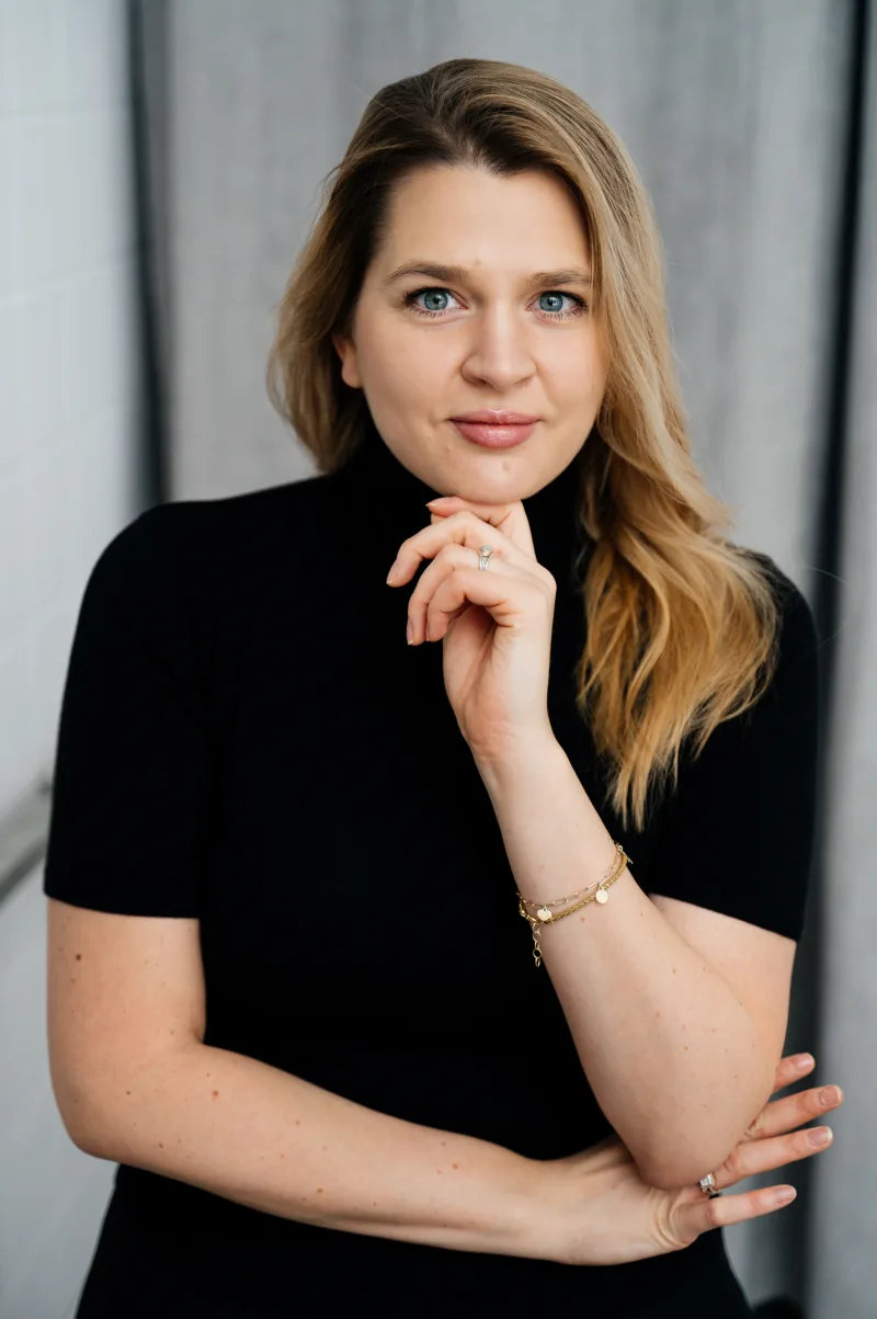 Dr Gabriela Manista